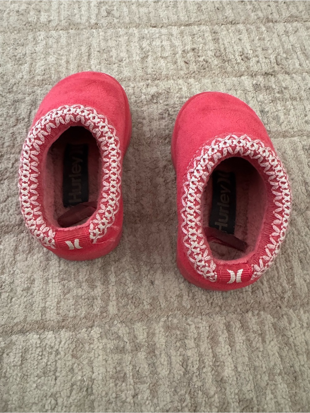 Hurley Kids Coral Slip-On Plush Lined Slippers
